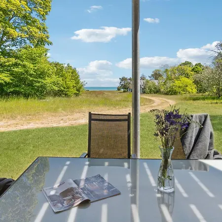 3 Bedroom Awesome In Frederikshavn Saeby (Nordjylland)